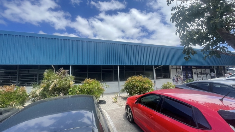 To Let commercial Property for Rent in Claremont Western Cape